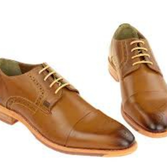 Gordon Brother's Levet Style Business Shoes (Sz 9.5 US / 42 EU) - Picture 1 of 2